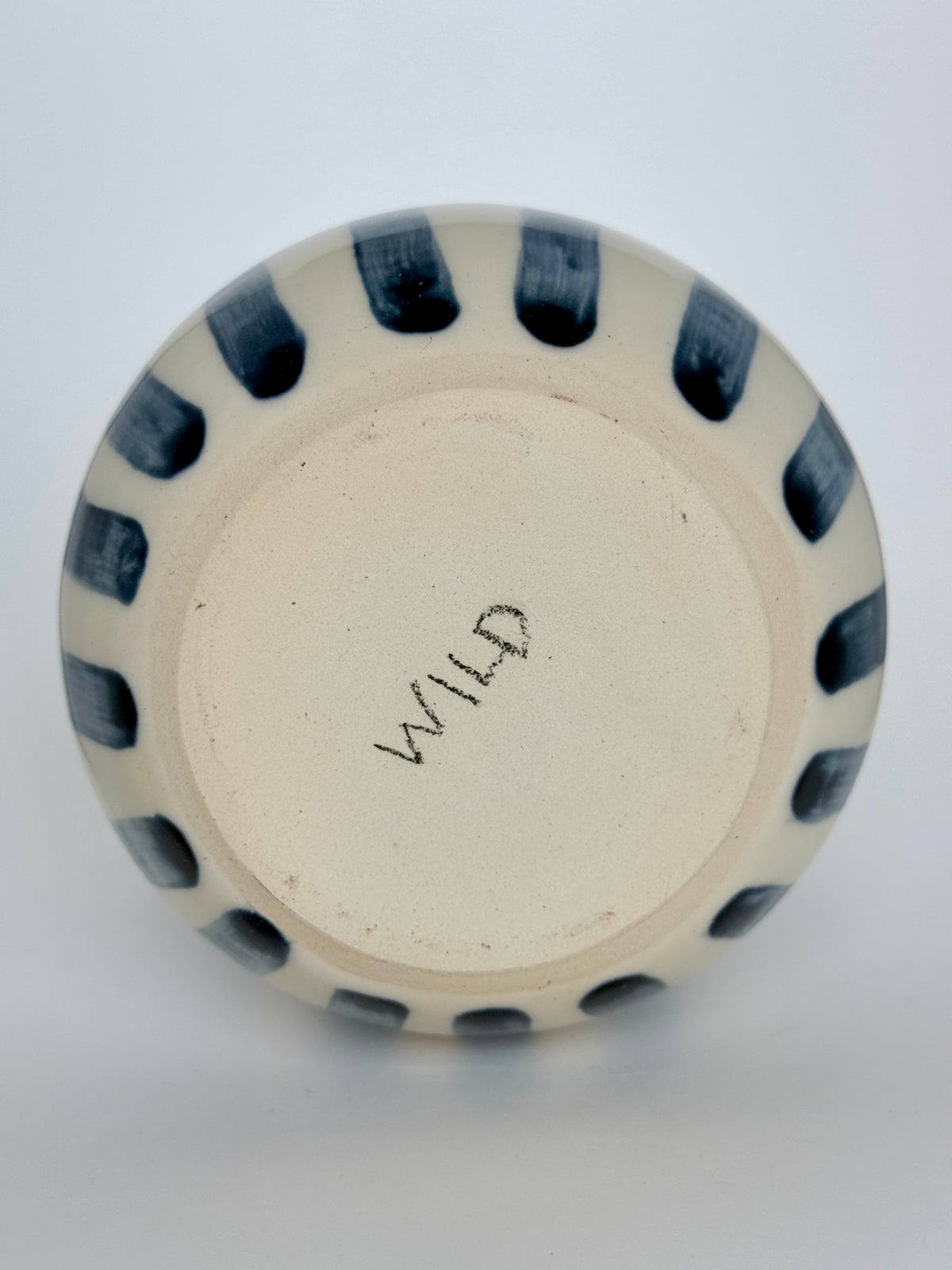 Blue and White Striped Round Vase 3